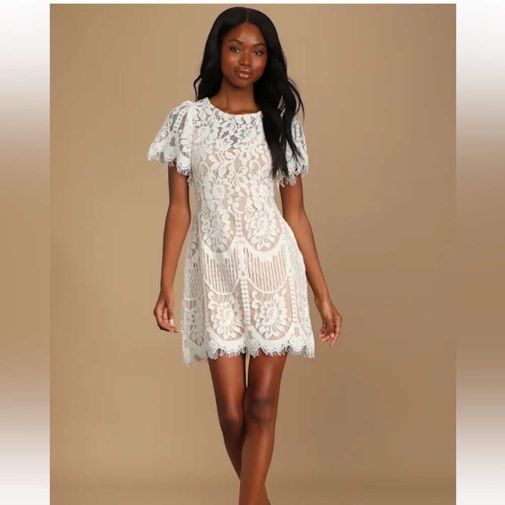 Lulu’s Pearson White Lace Short Sleeve Dress